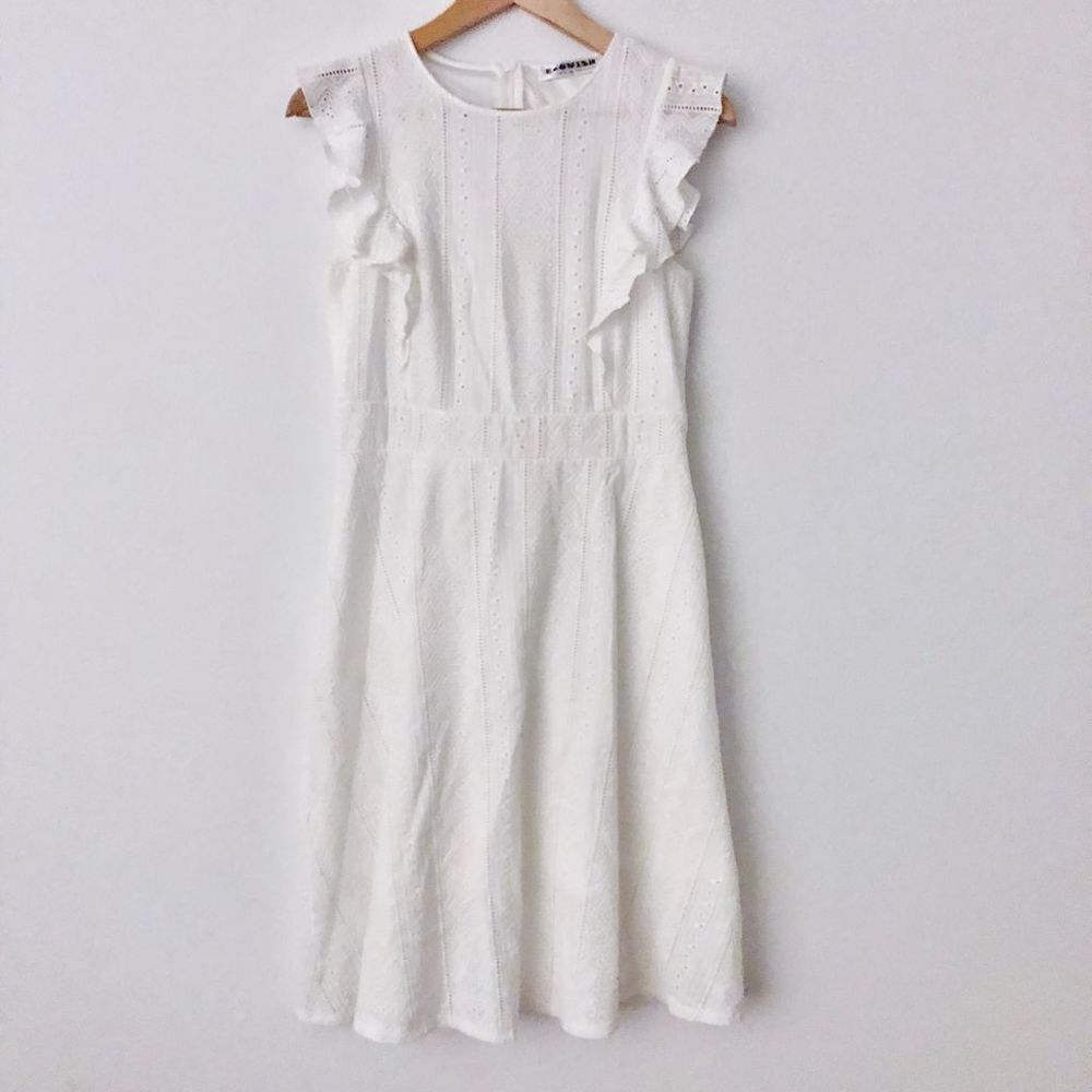 White Lace Butterfly Sleeve Dress